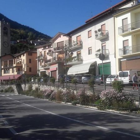 Appartamento Sul Lago D'Iseo タヴェルノラ・ベルガマスカ エクステリア 写真